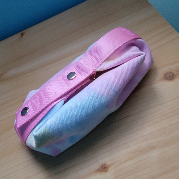 Jeffree star hand bag - Picture 2 of 4